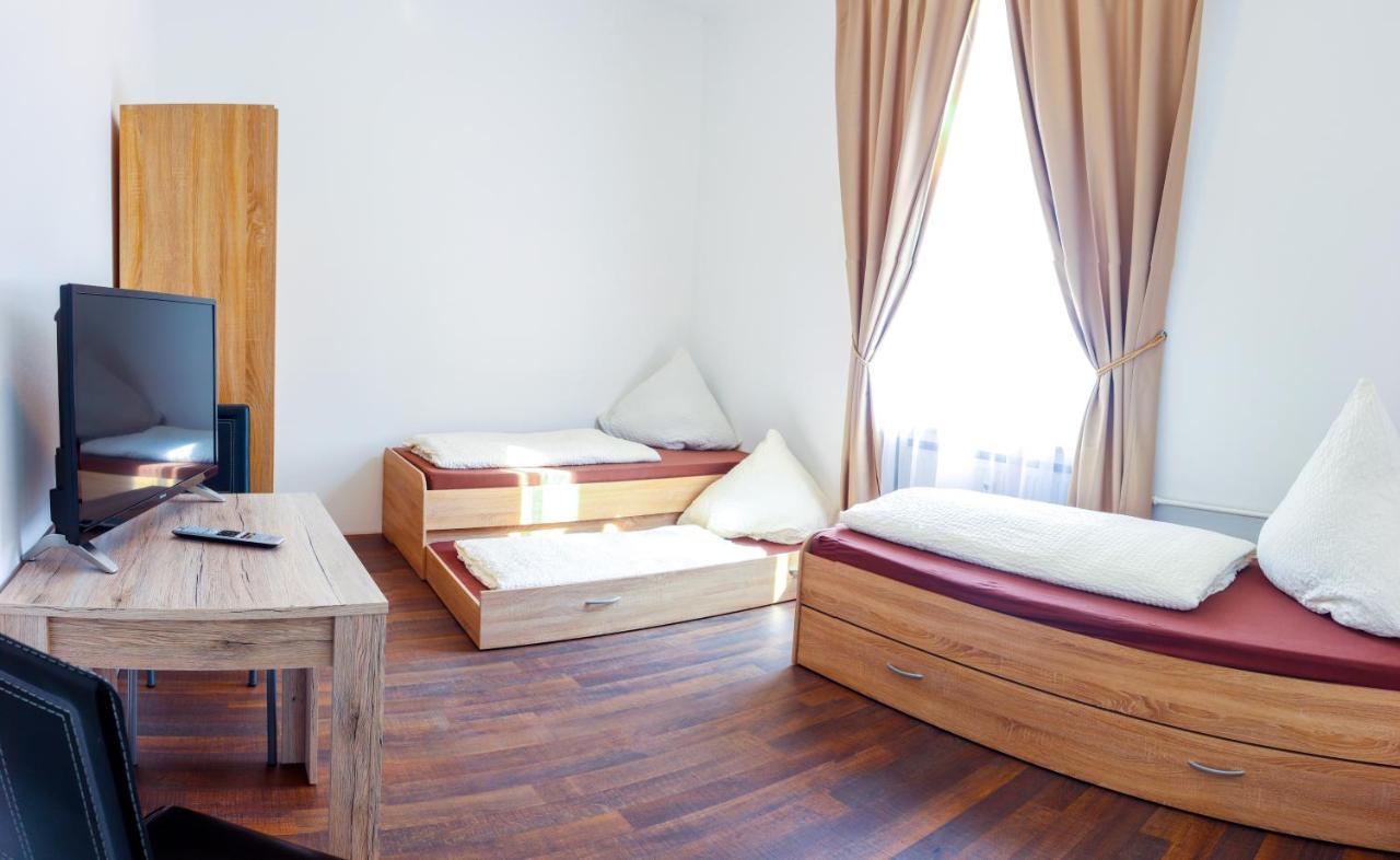 Fmm Hostel Memmingerberg Luaran gambar
