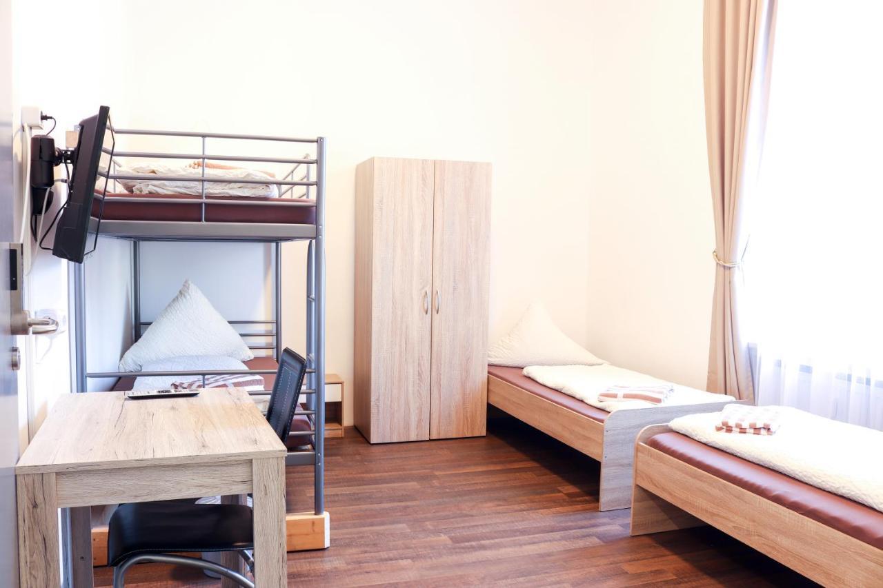 Fmm Hostel Memmingerberg Luaran gambar